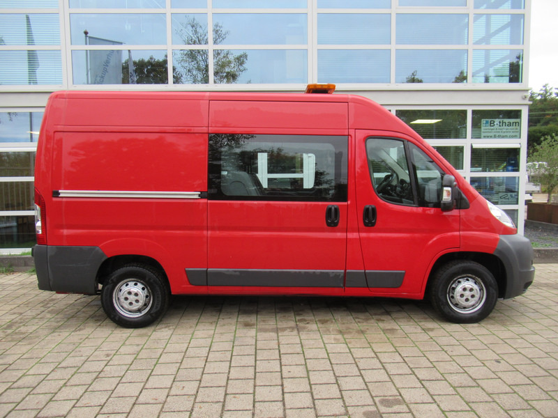 Peugeot Boxer 330 2.2 HDI L2H2 P+ DOKA Dubbelcabine - Малък ван, Бус с двойна кабина: снимка 3 Peugeot Boxer 330 2.2 HDI L2H2 P+ DOKA Dubbelcabine - Малък ван, Бус с двойна кабина: снимка 3