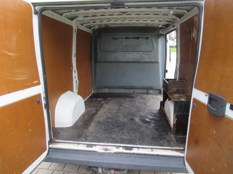 Малък ван Peugeot Boxer 330 3.0 HDI 116KW L1H1 P+: снимка 14 Малък ван Peugeot Boxer 330 3.0 HDI 116KW L1H1 P+: снимка 14