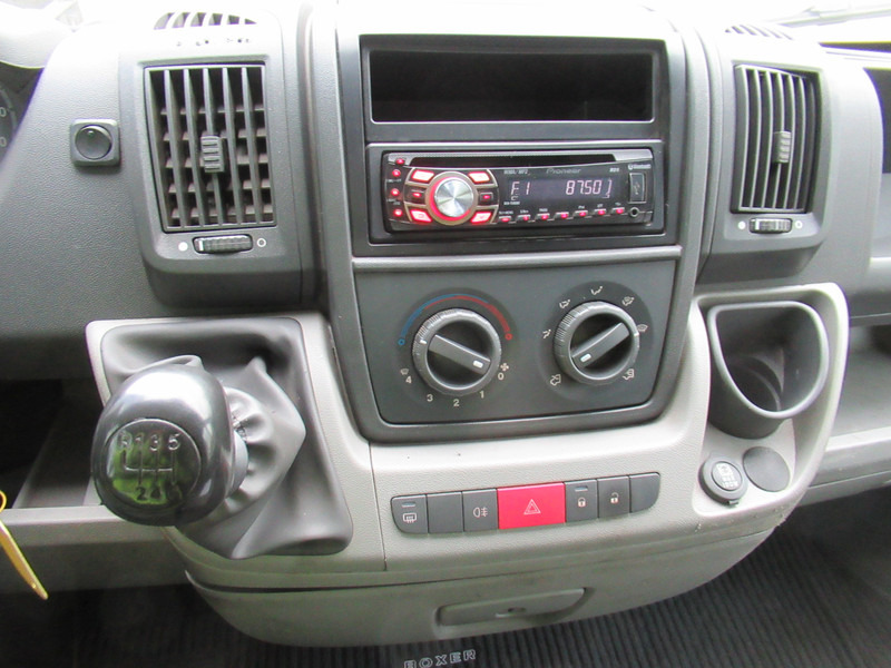 Малък ван Peugeot Boxer 330 3.0 HDI 116KW L1H1 P+: снимка 9 Малък ван Peugeot Boxer 330 3.0 HDI 116KW L1H1 P+: снимка 9