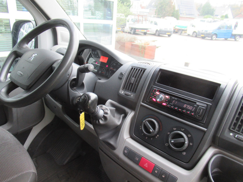 Малък ван Peugeot Boxer 330 3.0 HDI 116KW L1H1 P+: снимка 10 Малък ван Peugeot Boxer 330 3.0 HDI 116KW L1H1 P+: снимка 10