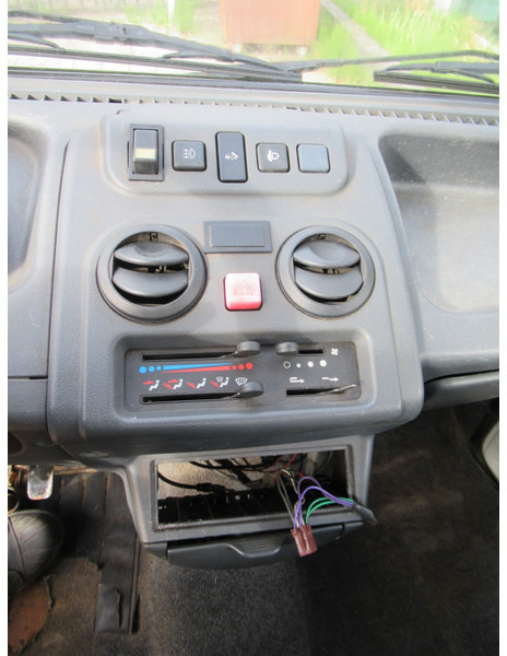 Бус самосвал Piaggio Porter 1.3 Kipper SL ( NO Hydro-unit tipper ): снимка 7 Бус самосвал Piaggio Porter 1.3 Kipper SL ( NO Hydro-unit tipper ): снимка 7