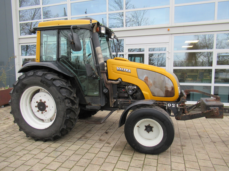 Valtra A75 4x2 + Fronthef VALMET - Трактор: снимка 4 Valtra A75 4x2 + Fronthef VALMET - Трактор: снимка 4