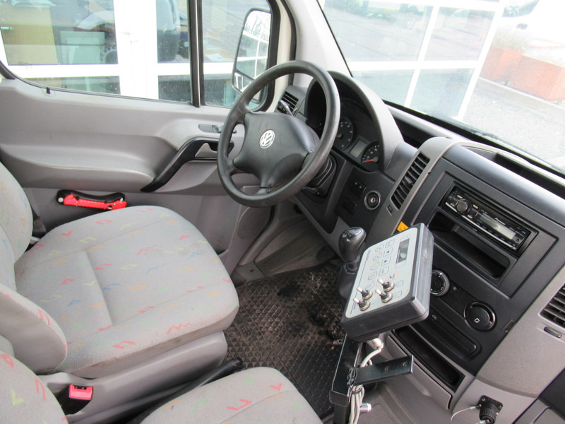 Interior photo 2: Бордови бус Volkswagen Crafter 35 2.5TDI 100KW EPOKE VIRTUS Natzout Strooier