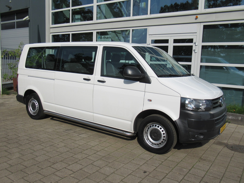 Volkswagen Transporter Kombi T5 2.0 TDI 62KW L2H1 Comf. 9-Personen - Микробус, Пътнически бус: снимка 3 Volkswagen Transporter Kombi T5 2.0 TDI 62KW L2H1 Comf. 9-Personen - Микробус, Пътнически бус: снимка 3