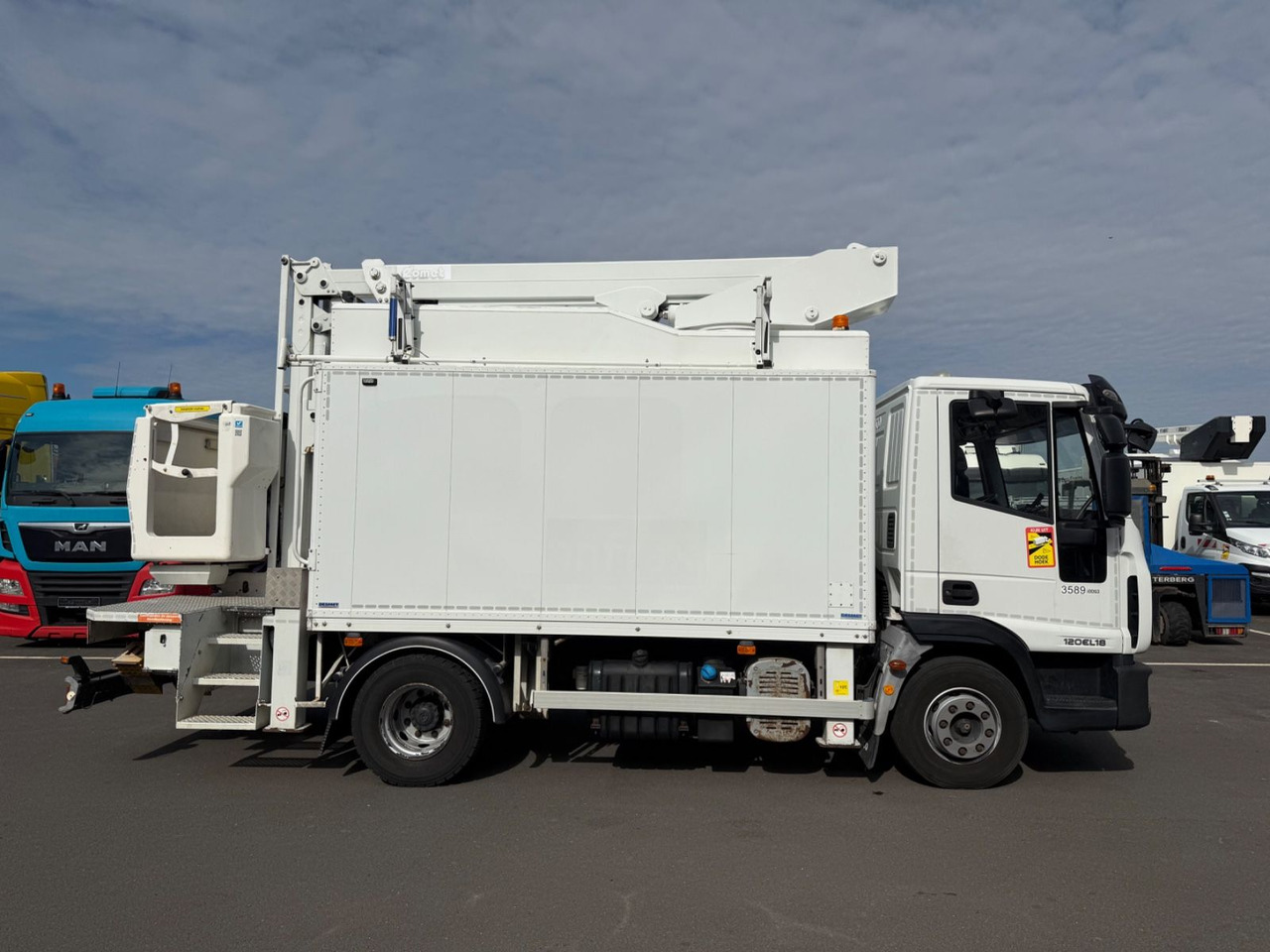 Iveco Eurocargo 120E18 E5/15m/Comet 151TAL - Автовишка: снимка 3 Iveco Eurocargo 120E18 E5/15m/Comet 151TAL - Автовишка: снимка 3