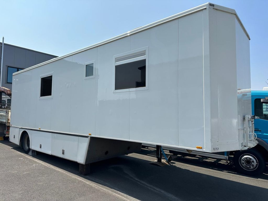 VanHool*WohntrailerProjekt*Aggregat*Wasser - Кемпер: снимка 1 VanHool*WohntrailerProjekt*Aggregat*Wasser - Кемпер: снимка 1
