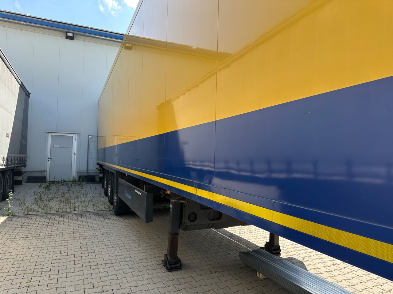 Krone Thermoking/ SD TKS/ SLXi300 - Рефрижератор полуремарке: снимка 3 Krone Thermoking/ SD TKS/ SLXi300 - Рефрижератор полуремарке: снимка 3