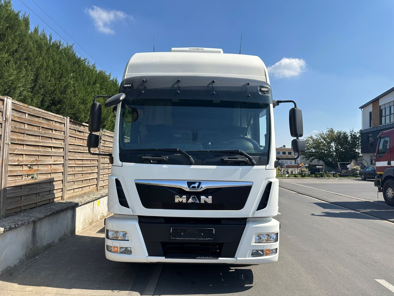 MAN 8.250 TGL*VDI2700*TOP*4-er Zug BFT Anhänger MAN 8.250 TGL*4x L1H1*XLX Kabine*VDI2700*TOP* - Автовоз камион: снимка 3 MAN 8.250 TGL*VDI2700*TOP*4-er Zug BFT Anhänger MAN 8.250 TGL*4x L1H1*XLX Kabine*VDI2700*TOP* - Автовоз камион: снимка 3