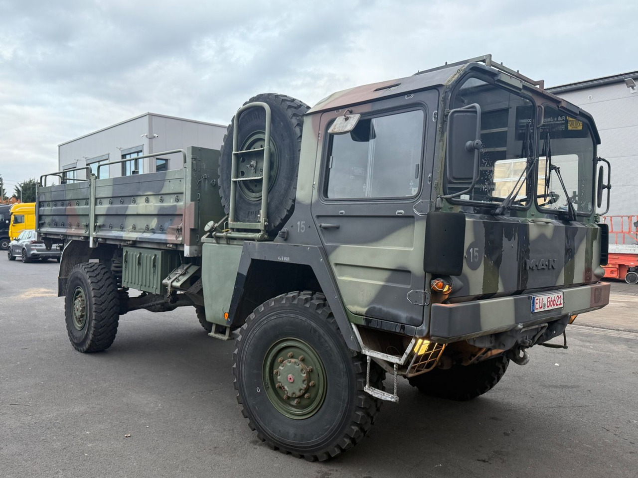 MAN KAT 1 5T MIL GL 4x4 , Pritsche, Allrad, viel neu - Бордови камион: снимка 4 MAN KAT 1 5T MIL GL 4x4 , Pritsche, Allrad, viel neu - Бордови камион: снимка 4