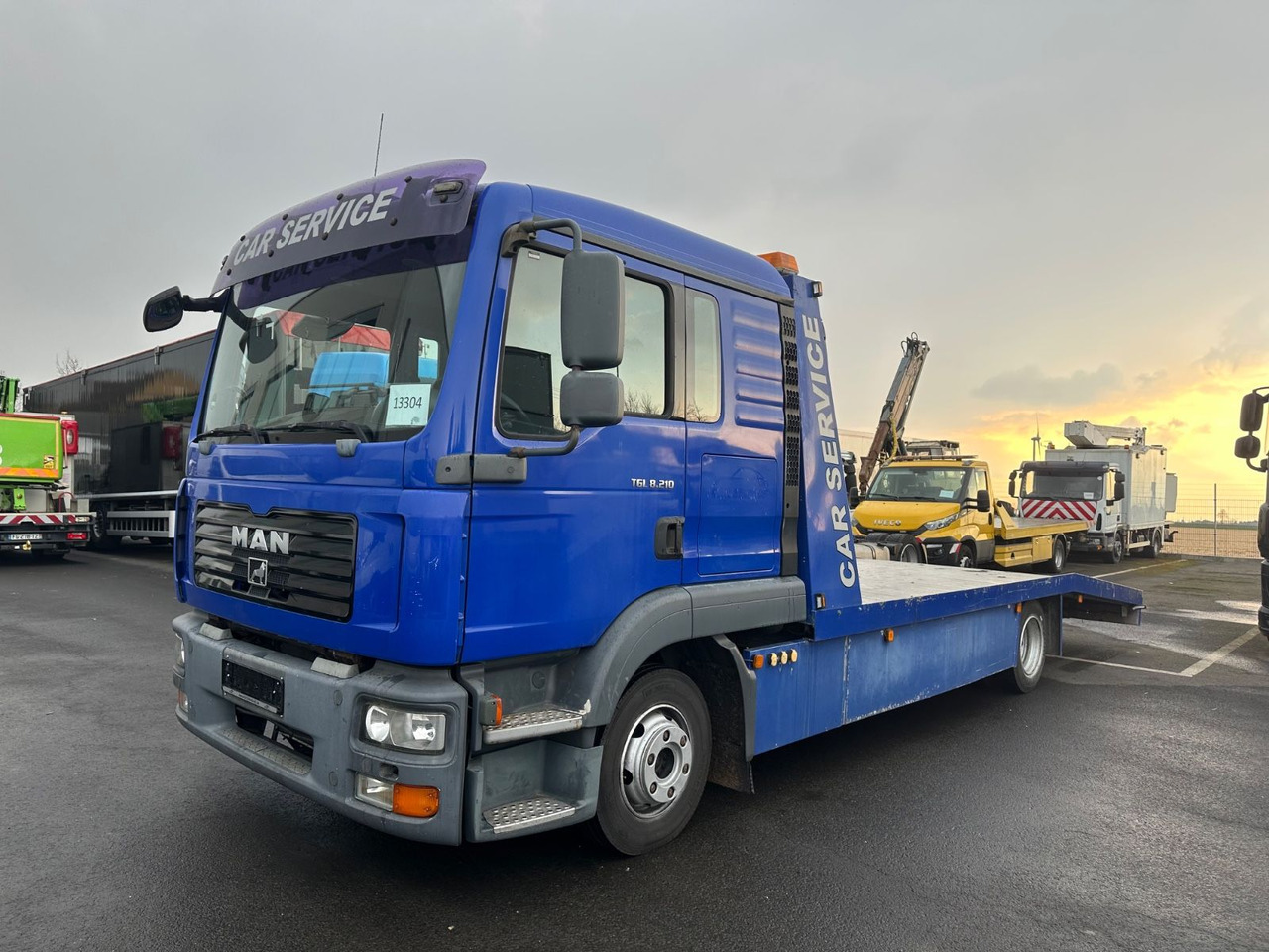 MAN TGL 8.210*Rampen Winde Liegeplatz - Камион пътна помощ: снимка 1 MAN TGL 8.210*Rampen Winde Liegeplatz - Камион пътна помощ: снимка 1