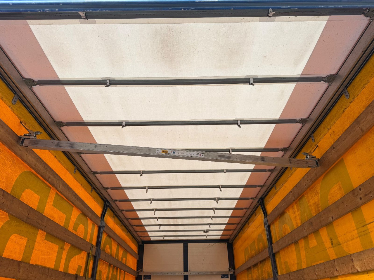 Камион с брезент Mercedes-Benz Atego 1224 Edscha, Plane, Lbw, Ahk, Klima, Autom: снимка 19 Камион с брезент Mercedes-Benz Atego 1224 Edscha, Plane, Lbw, Ahk, Klima, Autom: снимка 19