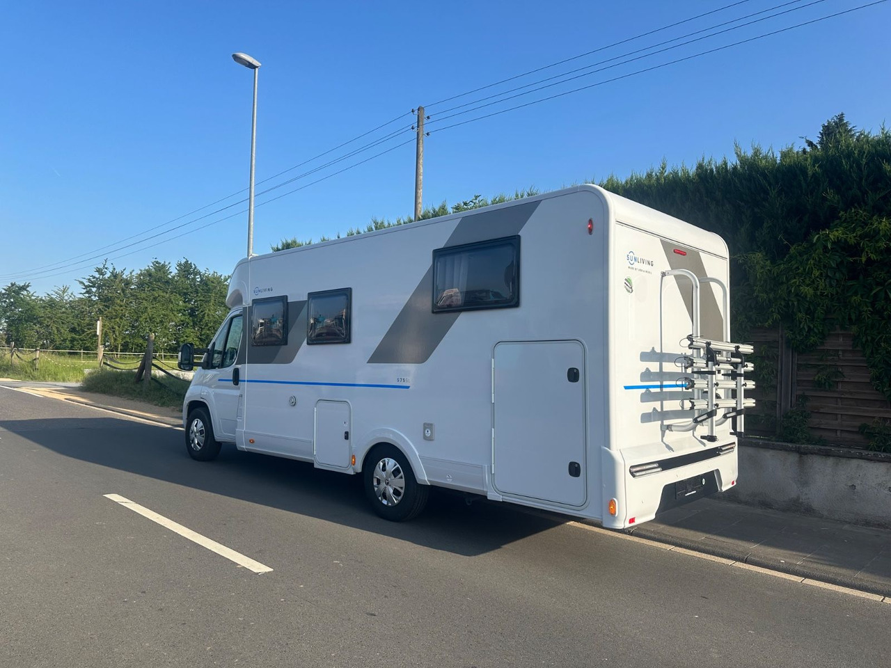 Sun Living S 75 SL XTRA Hubbett/Solar/Panorama/Markise - Полуинтегриран кемпер: снимка 2 Sun Living S 75 SL XTRA Hubbett/Solar/Panorama/Markise - Полуинтегриран кемпер: снимка 2