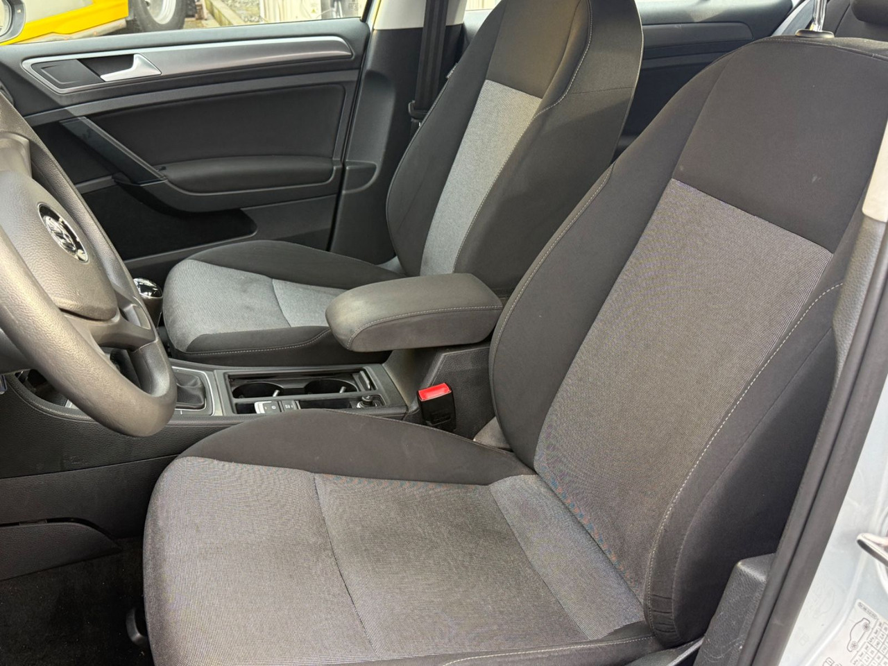 Комби Volkswagen Golf 7 1.6tdi Variant Trendline Klima, Shz: снимка 18