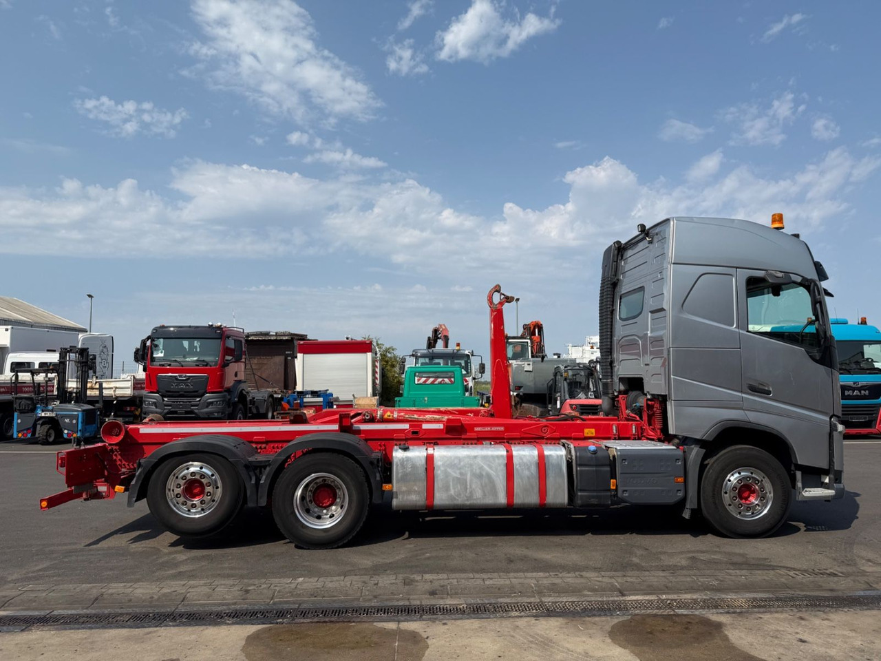 Volvo FH 540 /Meiller-KS 20-70/6x2/Lift-Lenkachse - Мултилифт с кука камион: снимка 4 Volvo FH 540 /Meiller-KS 20-70/6x2/Lift-Lenkachse - Мултилифт с кука камион: снимка 4