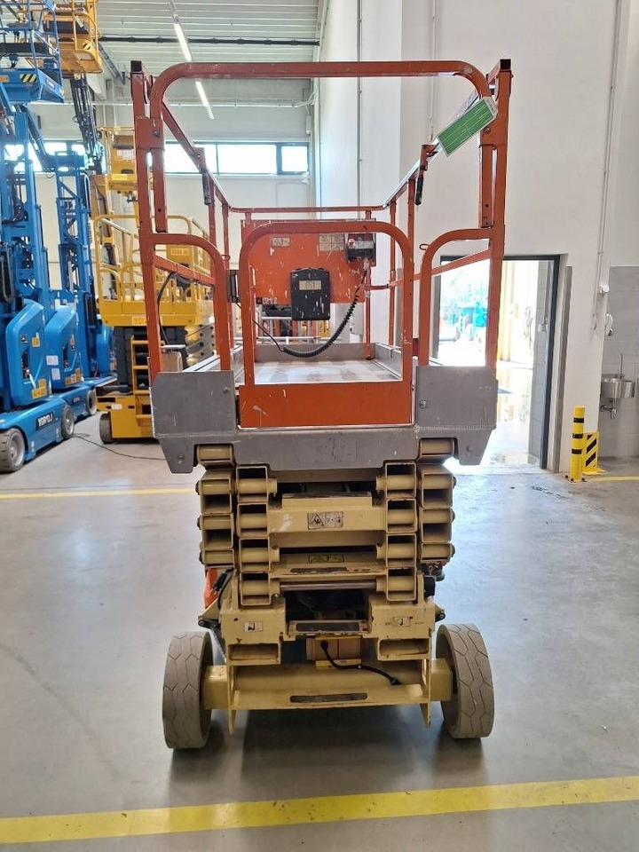 JLG 2646 ES - Ножична работна платформа: снимка 5 JLG 2646 ES - Ножична работна платформа: снимка 5