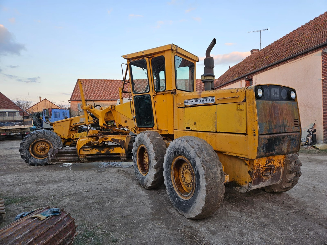 JOHN JD670-A - Грейдер: снимка 4 JOHN JD670-A - Грейдер: снимка 4