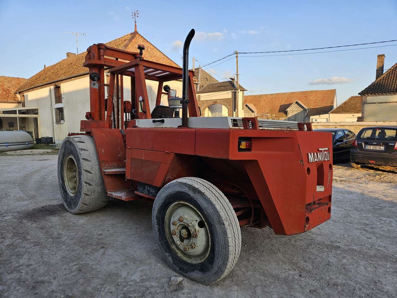 MANITOU MC80 F - Дизелов мотокар: снимка 4 MANITOU MC80 F - Дизелов мотокар: снимка 4