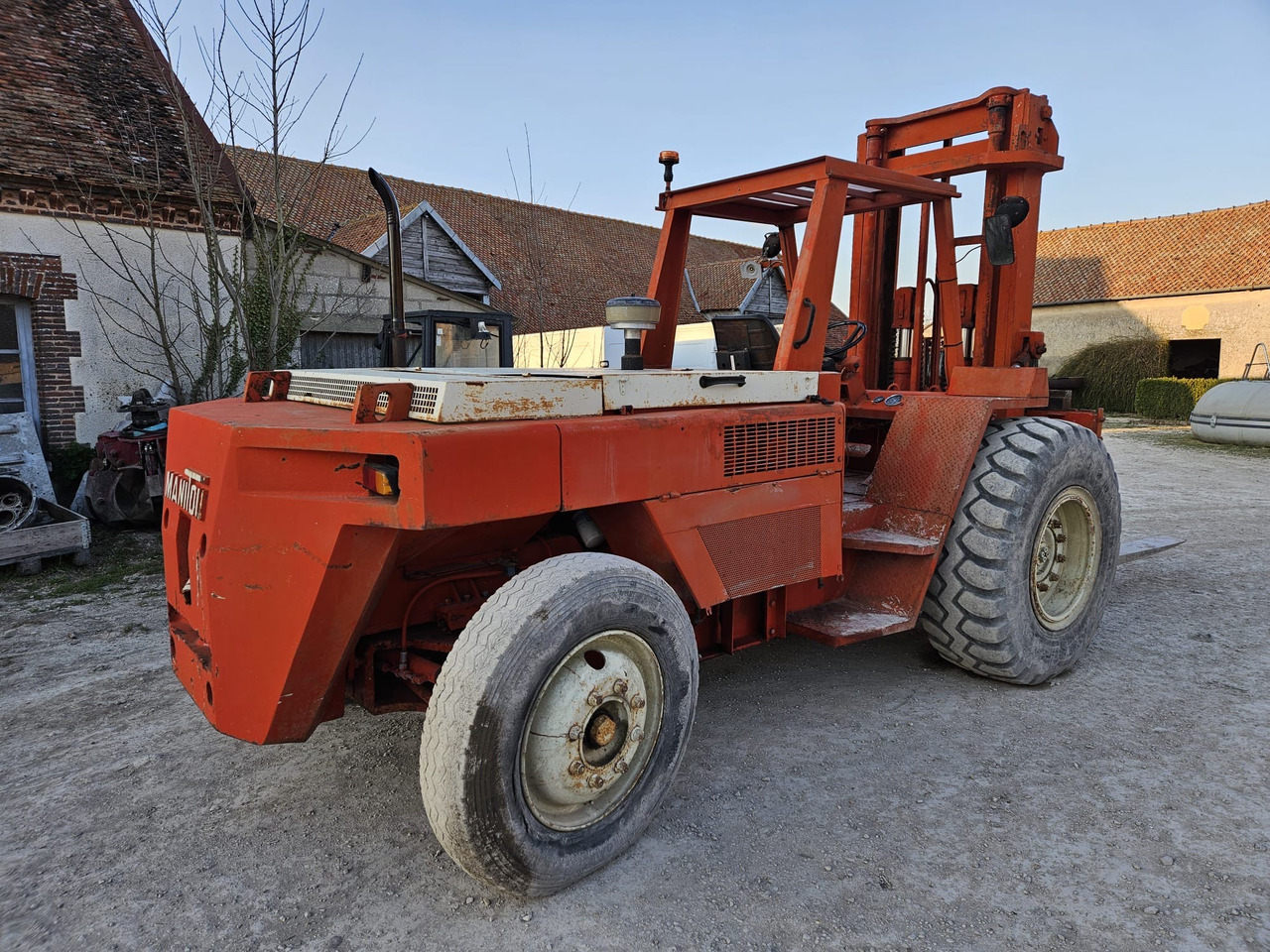 MANITOU MC80 F - Дизелов мотокар: снимка 2 MANITOU MC80 F - Дизелов мотокар: снимка 2