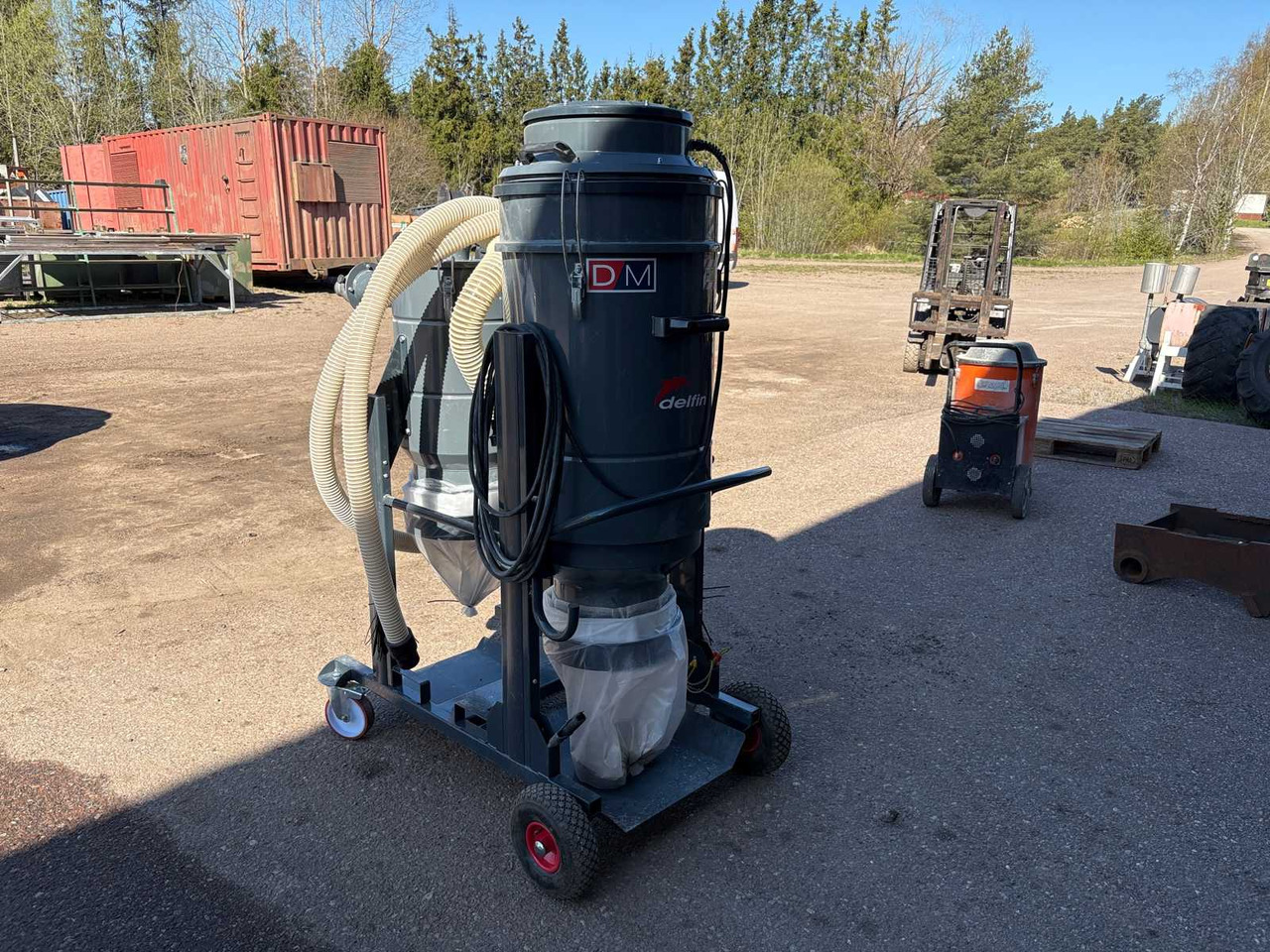 Industrial vacuum cleaner Delfin DM3 - Индустриална прахосмукачка: снимка 3 Industrial vacuum cleaner Delfin DM3 - Индустриална прахосмукачка: снимка 3