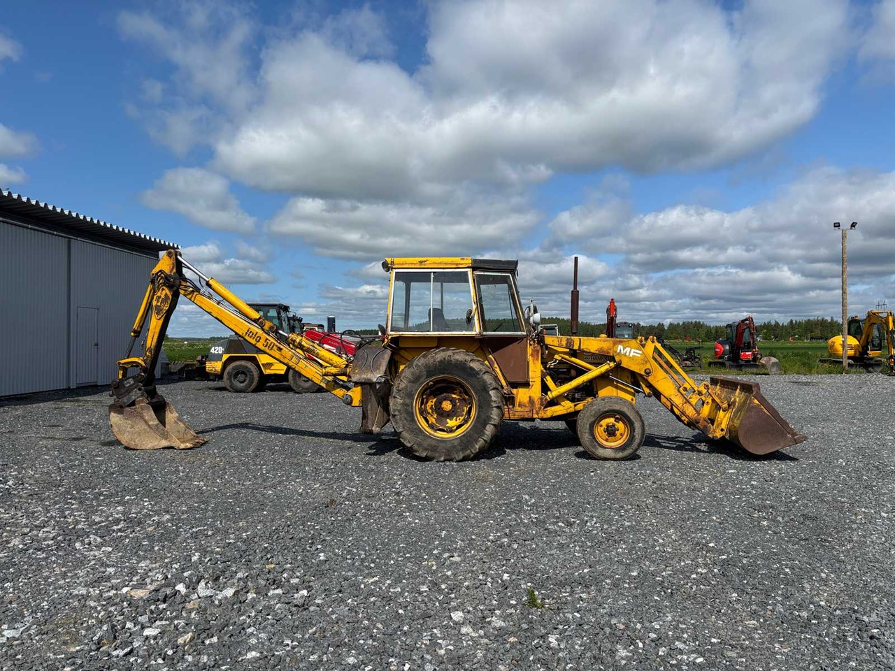 Massey Ferguson 50 B Backhoe - Багер-товарач: снимка 4 Massey Ferguson 50 B Backhoe - Багер-товарач: снимка 4