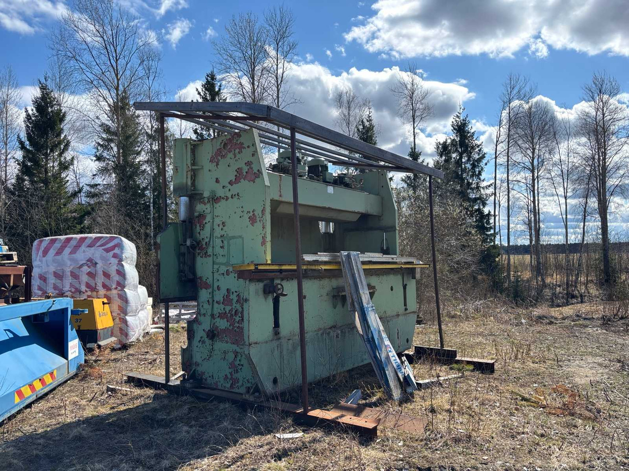 Särmäri Ursviken KPD250 3.7/3.15 - Машина: снимка 1 Särmäri Ursviken KPD250 3.7/3.15 - Машина: снимка 1