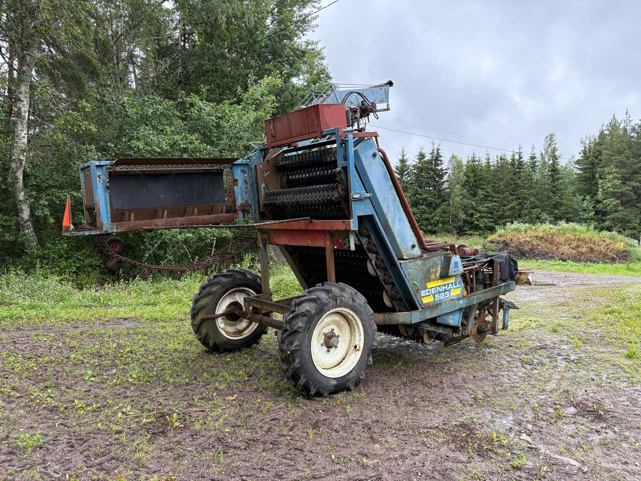 Sugar beet lifting machine Edenhall 523 - Оборудване след прибиране на реколтата: снимка 1 Sugar beet lifting machine Edenhall 523 - Оборудване след прибиране на реколтата: снимка 1