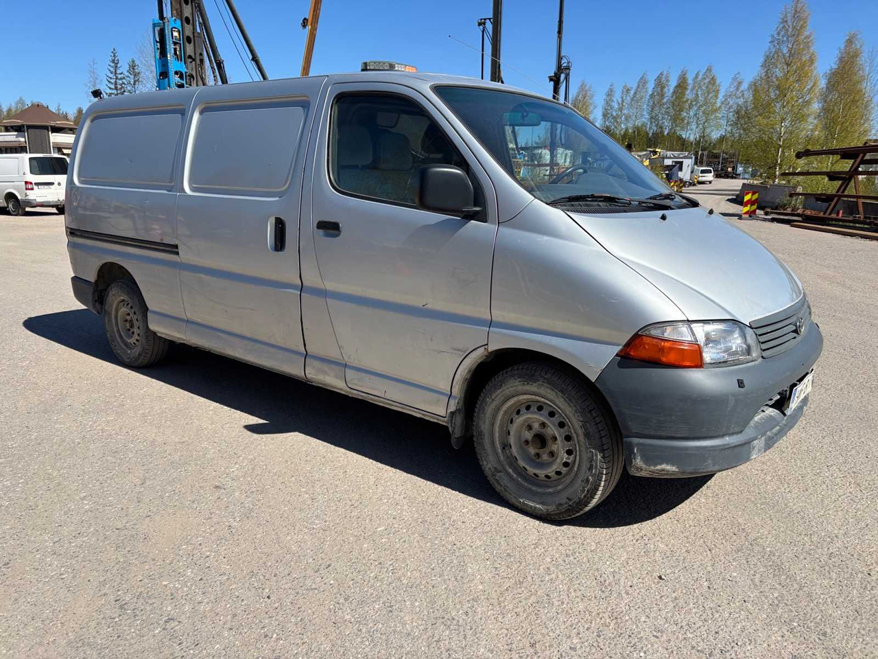 Van Toyota Hiace 2.5TD - Товарен бус: снимка 1 Van Toyota Hiace 2.5TD - Товарен бус: снимка 1