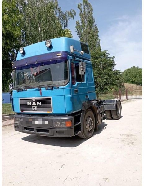 MAN 19.414 F2000 - Влекач: снимка 2 MAN 19.414 F2000 - Влекач: снимка 2