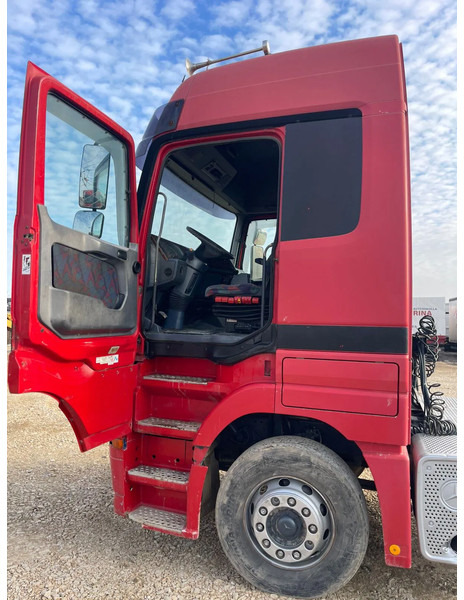 Mercedes-Benz Actros 1840 - Влекач: снимка 4 Mercedes-Benz Actros 1840 - Влекач: снимка 4