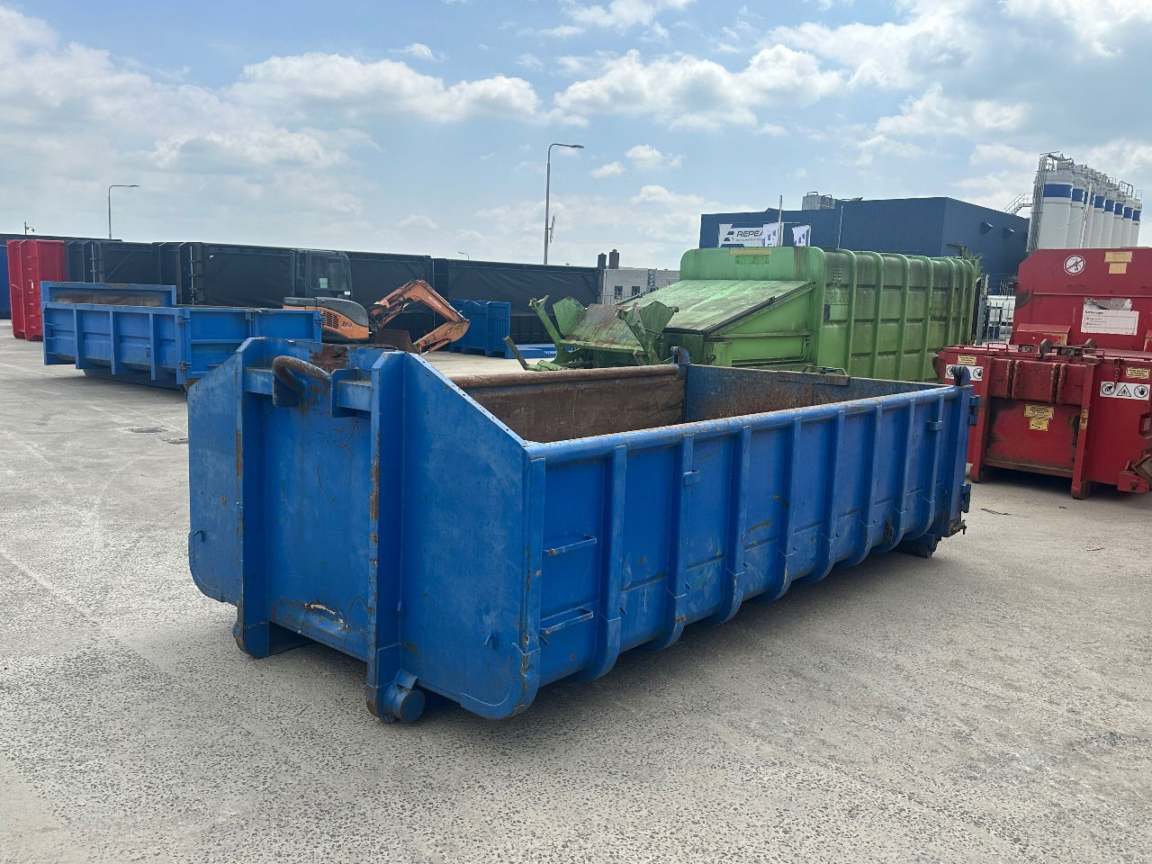ALL-IN Containers 10 m3 franse klep deuren - Мултилифт контейнер: снимка 2 ALL-IN Containers 10 m3 franse klep deuren - Мултилифт контейнер: снимка 2