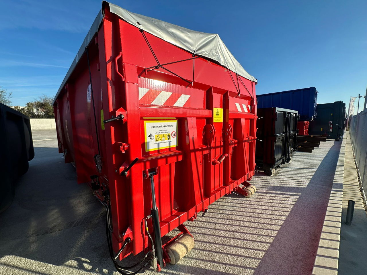 Alustahl Carantaine/blus containers elektrische autos - Мултилифт контейнер: снимка 3 Alustahl Carantaine/blus containers elektrische autos - Мултилифт контейнер: снимка 3
