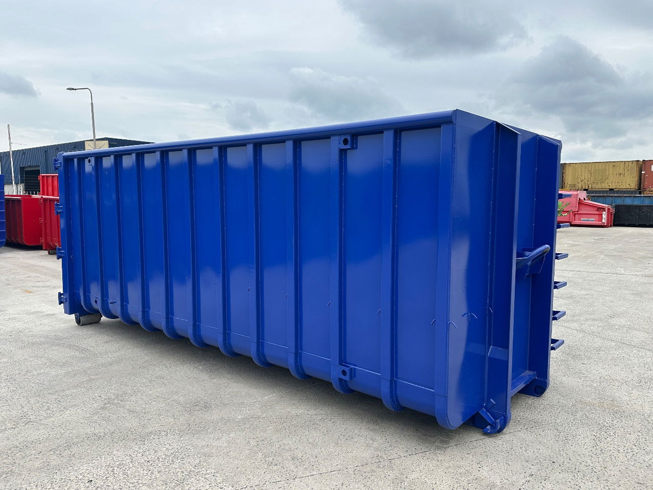 Sidalco 30 m3 6 meter 2,2 hoog - Мултилифт контейнер: снимка 1 Sidalco 30 m3 6 meter 2,2 hoog - Мултилифт контейнер: снимка 1