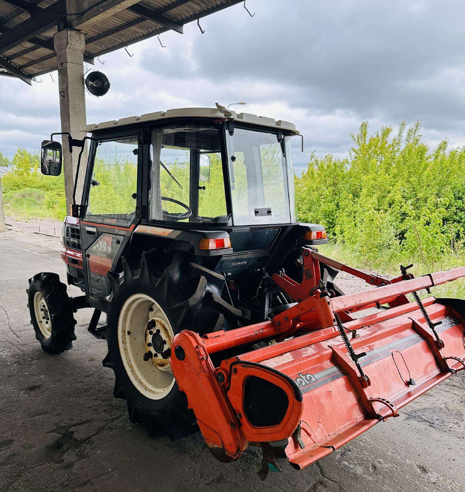 Kubota GL32 - Трактор: снимка 4 Kubota GL32 - Трактор: снимка 4