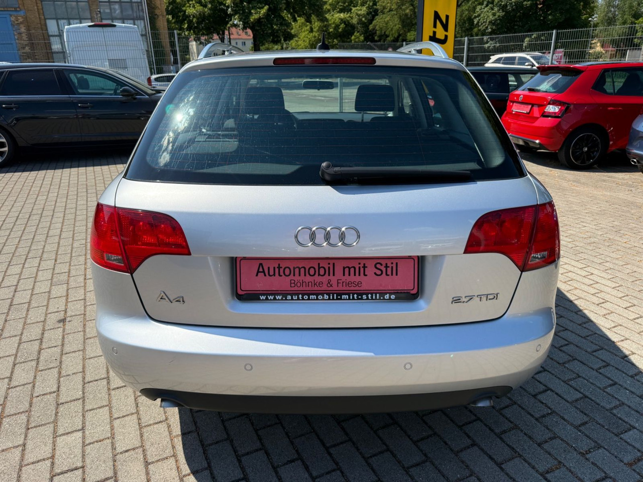 Audi A4 Avant 2.7 TDI S-LINE XENON NAVI TÜV 05/27 - Лек автомобил: снимка 5 Audi A4 Avant 2.7 TDI S-LINE XENON NAVI TÜV 05/27 - Лек автомобил: снимка 5