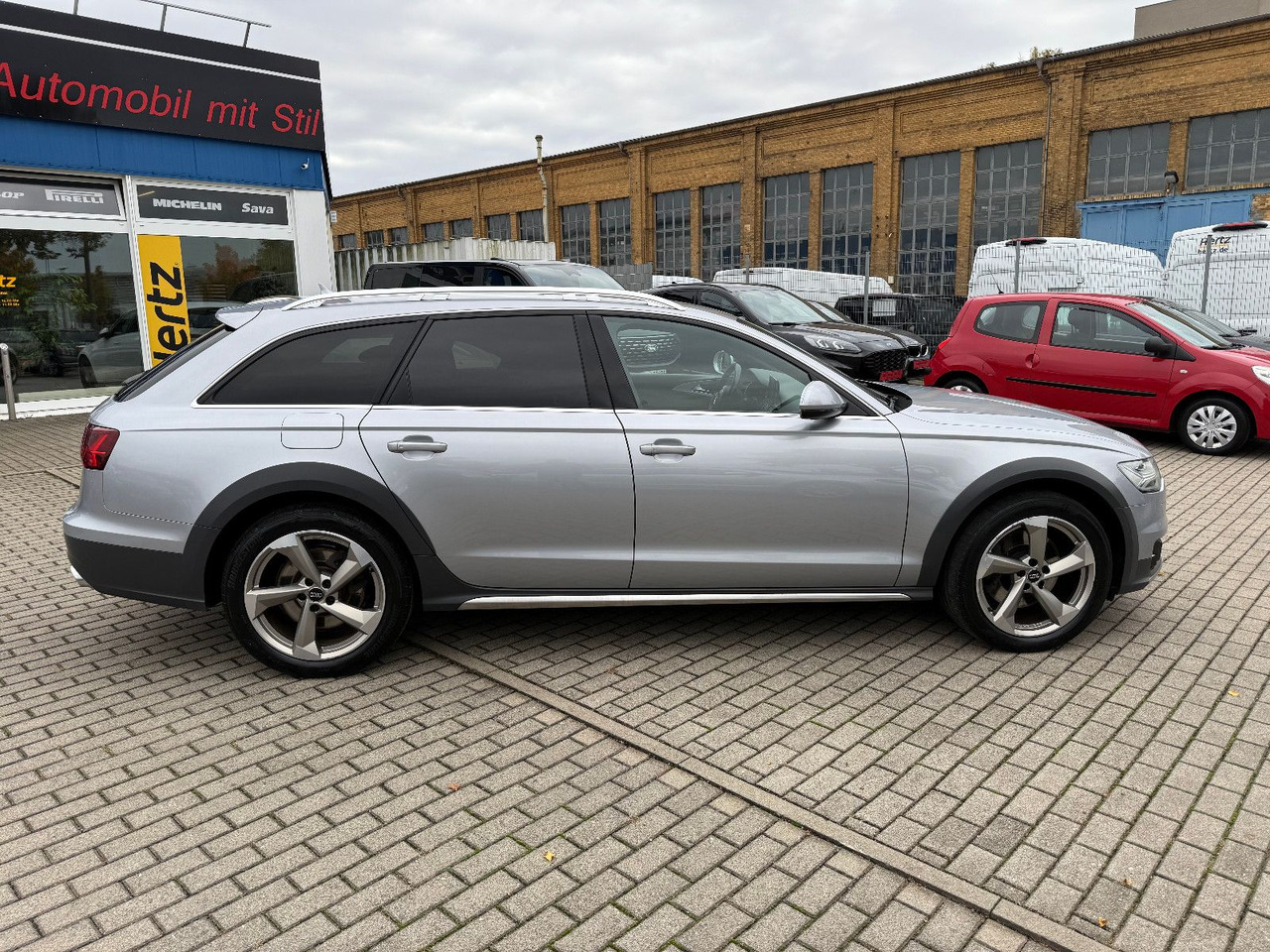 Audi A6 Allroad quattro 3.0 TDI LED LASER NAVI ALCANT - Комби: снимка 3 Audi A6 Allroad quattro 3.0 TDI LED LASER NAVI ALCANT - Комби: снимка 3