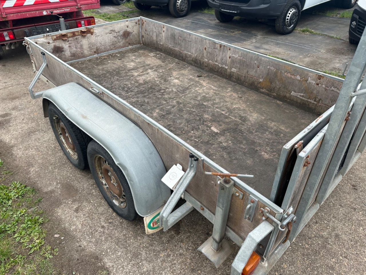 BAOS TIEFLADER 2 ACHSER 2000KG 1500 KG NUTZLAST - Нискорамна площадка ремарке: снимка 3 BAOS TIEFLADER 2 ACHSER 2000KG 1500 KG NUTZLAST - Нискорамна площадка ремарке: снимка 3