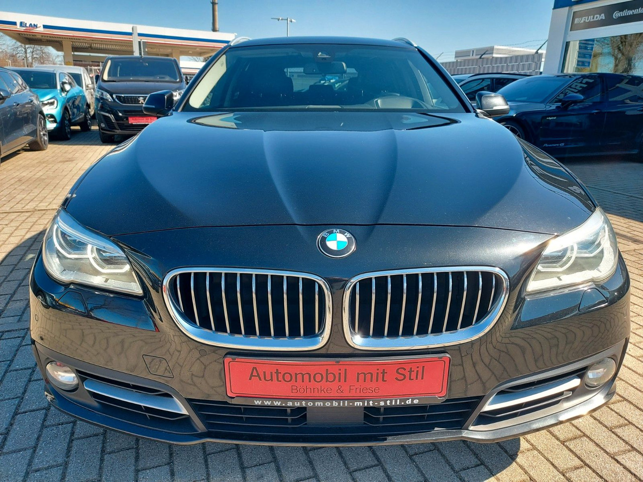 BMW 525 Baureihe 5 Touring 525 d xDrive Radar 360° - Лек автомобил: снимка 2 BMW 525 Baureihe 5 Touring 525 d xDrive Radar 360° - Лек автомобил: снимка 2