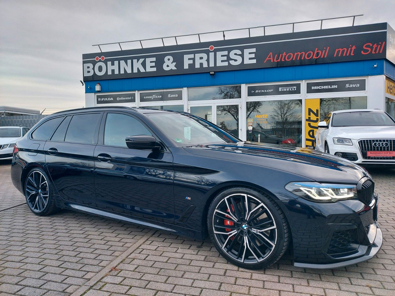 Комби BMW 540 5 Touring xDrive M Sport Pro Pano H&K Massag: снимка 11