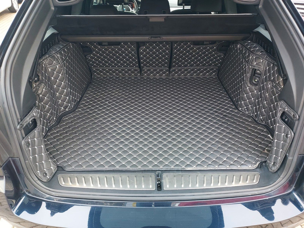 Комби BMW 540 5 Touring xDrive M Sport Pro Pano H&K Massag: снимка 33