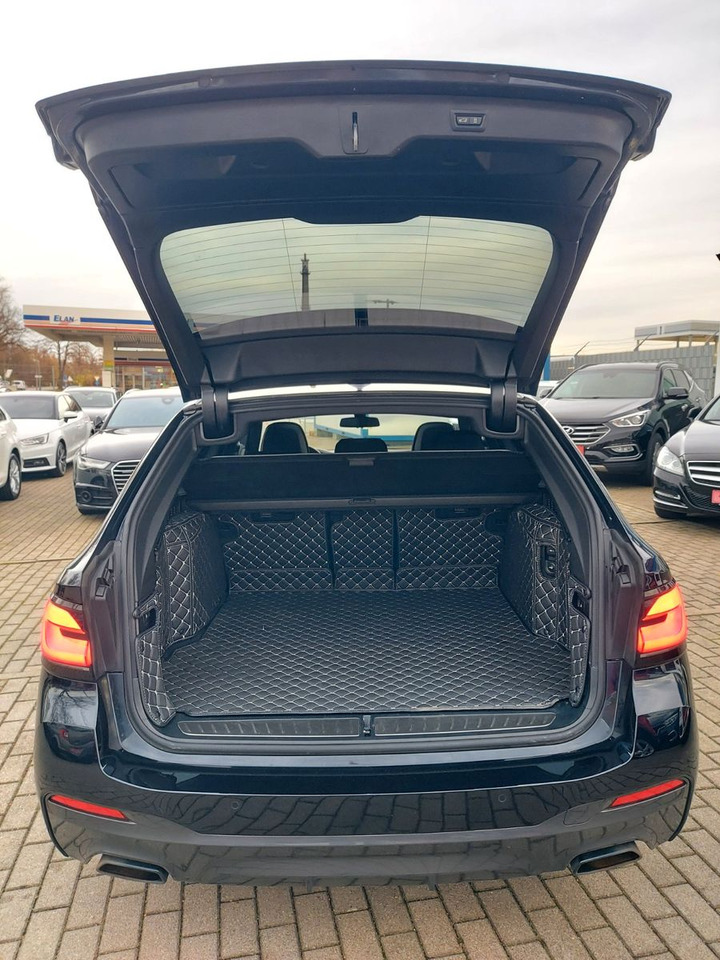 Комби BMW 540 5 Touring xDrive M Sport Pro Pano H&K Massag: снимка 32