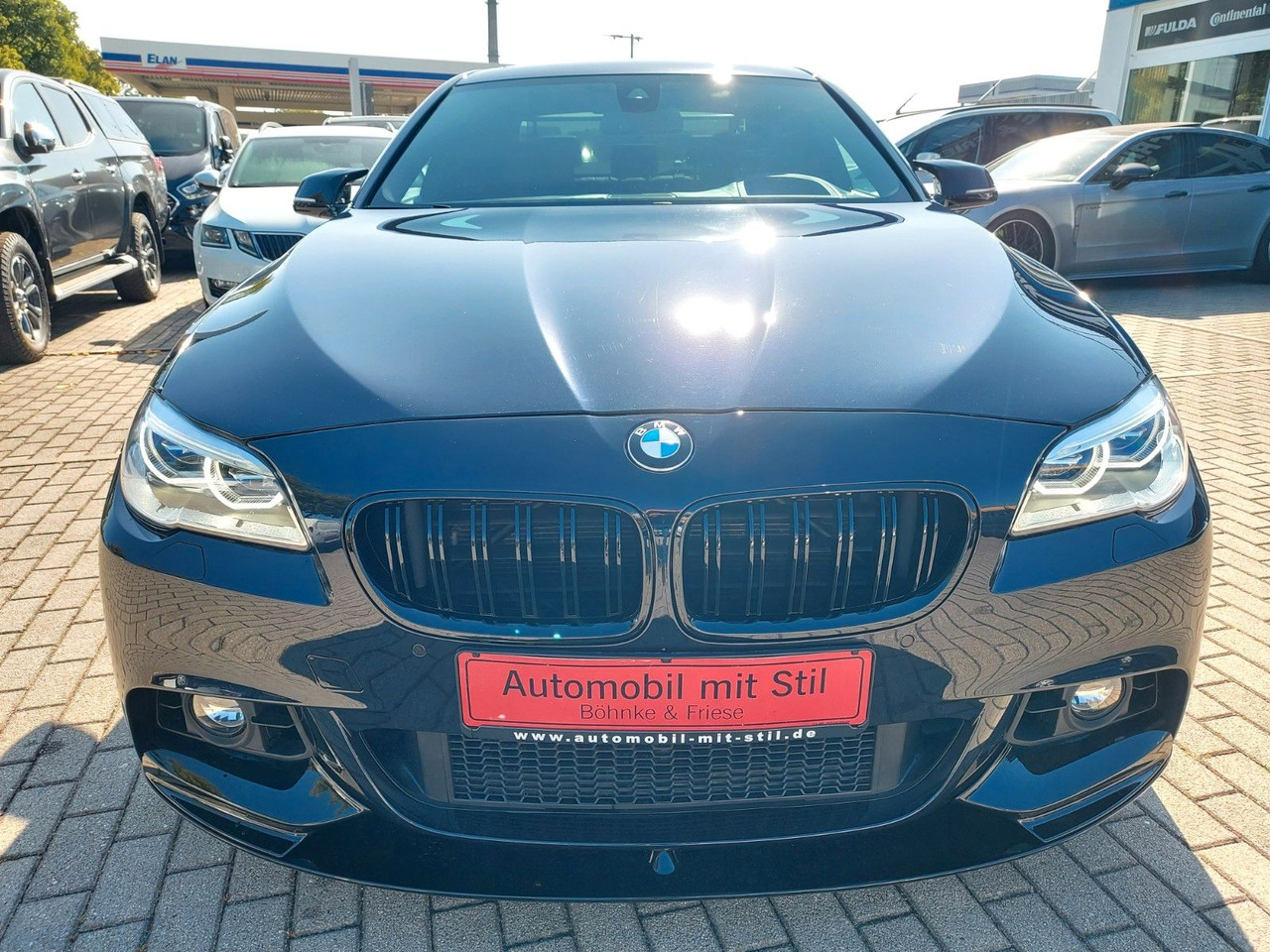 BMW 550i Limousine Autom. M-Sport HUD Glasdach H&K - Седан: снимка 2 BMW 550i Limousine Autom. M-Sport HUD Glasdach H&K - Седан: снимка 2