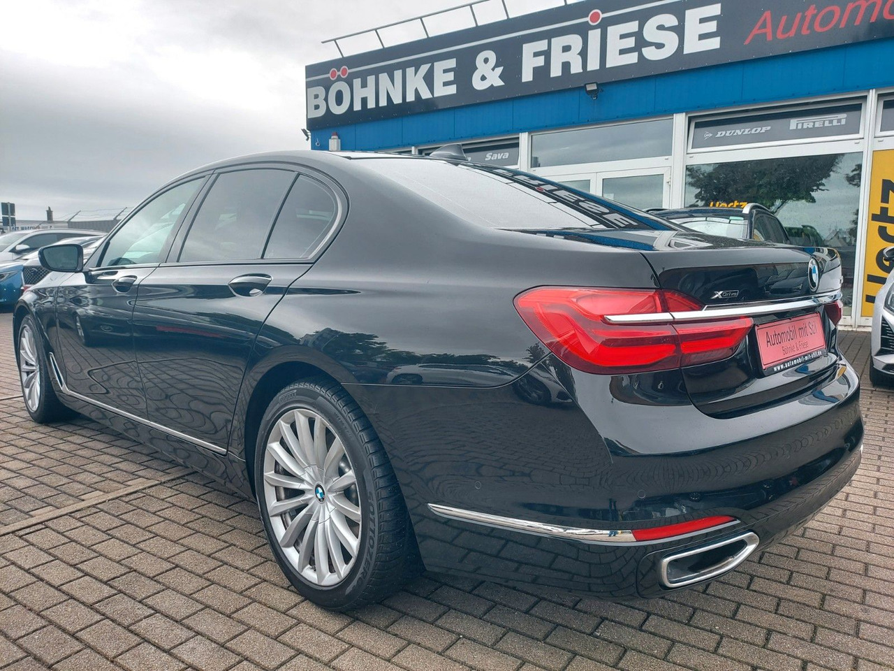BMW 740 Baureihe 7 Lim 740 d xDrive Glasdach ACC - Седан: снимка 4 BMW 740 Baureihe 7 Lim 740 d xDrive Glasdach ACC - Седан: снимка 4