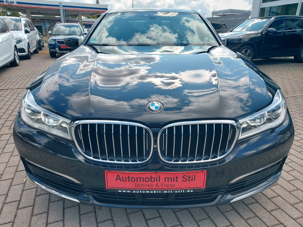 BMW 740 Baureihe 7 Lim 740 d xDrive Glasdach ACC - Седан: снимка 2 BMW 740 Baureihe 7 Lim 740 d xDrive Glasdach ACC - Седан: снимка 2