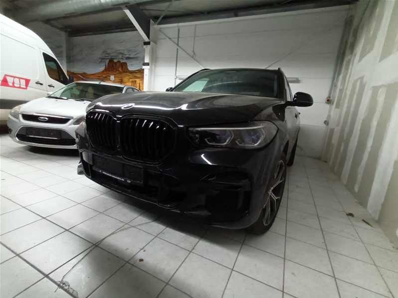 BMW X5 xDrive 40 i M Sport LED HEAD UP STANDHEIZUNG - Джип: снимка 3 BMW X5 xDrive 40 i M Sport LED HEAD UP STANDHEIZUNG - Джип: снимка 3
