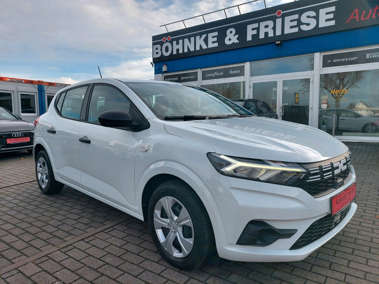 Dacia Sandero III Essential Klima DAB M+S Android PDC - Седан: снимка 1 Dacia Sandero III Essential Klima DAB M+S Android PDC - Седан: снимка 1