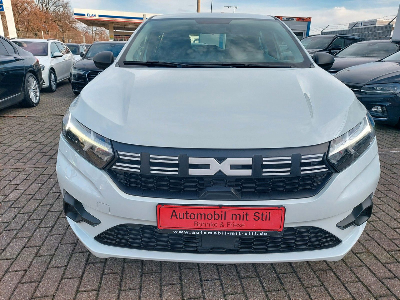 Dacia Sandero III Essential Klima DAB M+S Android PDC - Седан: снимка 2 Dacia Sandero III Essential Klima DAB M+S Android PDC - Седан: снимка 2