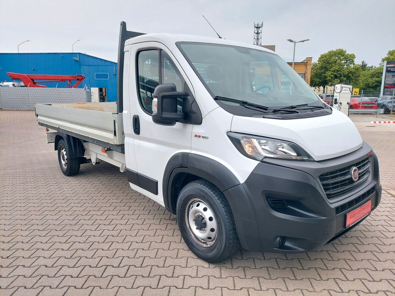 Fiat Ducato Maxi Pritsche 35 180 L5 Pritsche - Бордови бус: снимка 2 Fiat Ducato Maxi Pritsche 35 180 L5 Pritsche - Бордови бус: снимка 2