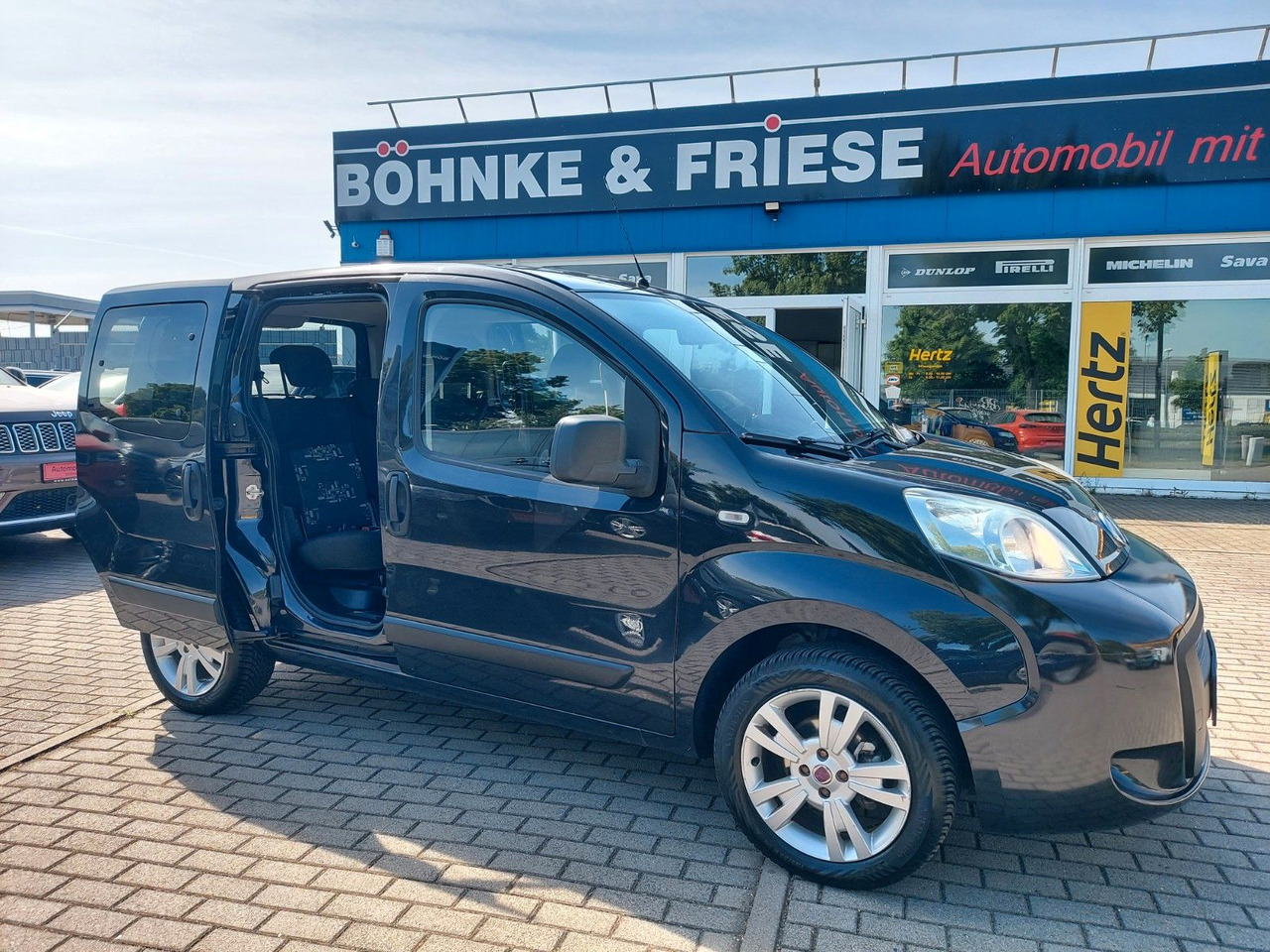 Fiat Qubo Pop 5 Sitze Klima Sitzheizung PDC - Пътнически бус: снимка 1 Fiat Qubo Pop 5 Sitze Klima Sitzheizung PDC - Пътнически бус: снимка 1