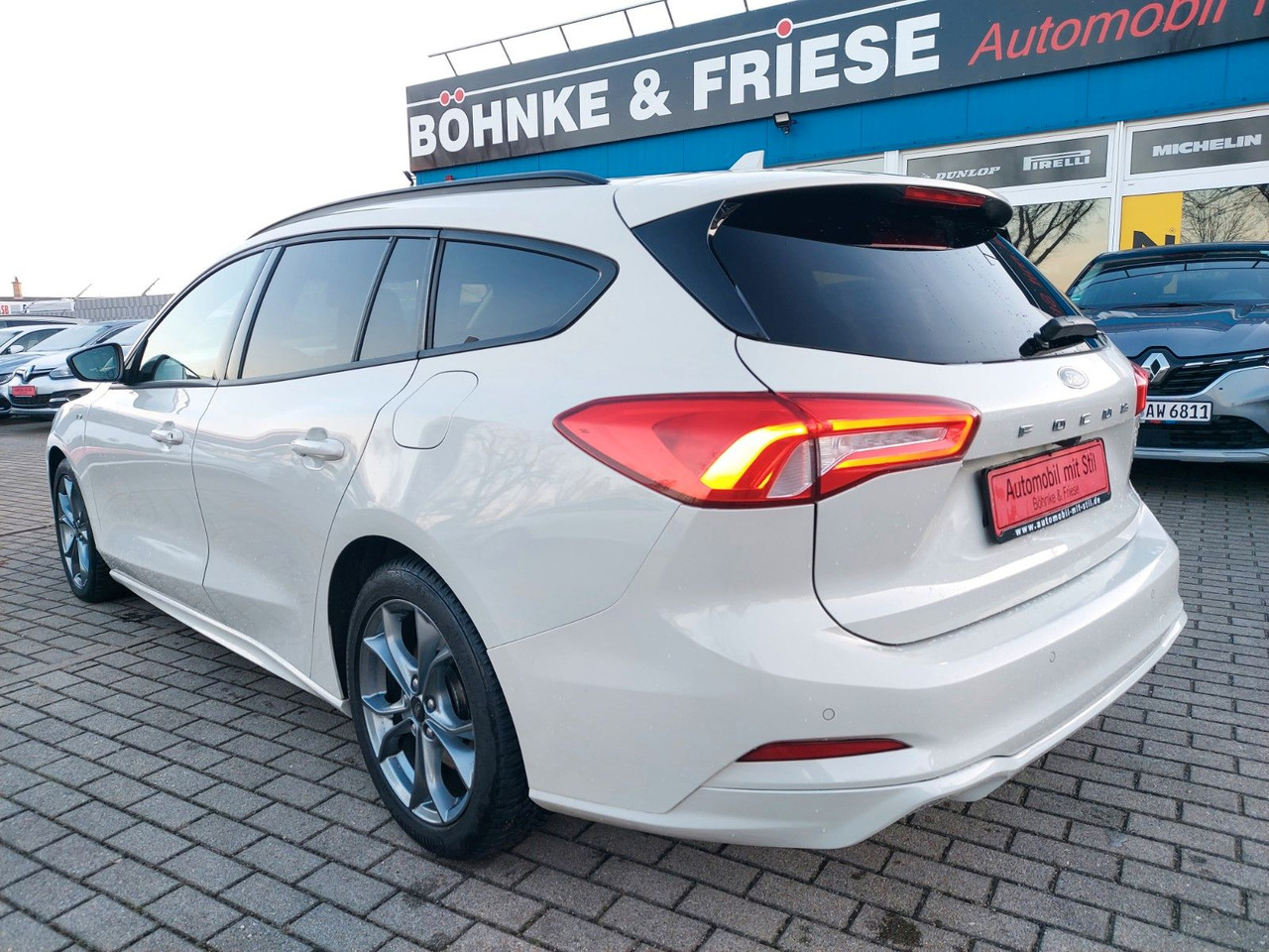 Ford Focus Turnier ST-Line LED Navi Kamera Spurassist - Лек автомобил: снимка 5 Ford Focus Turnier ST-Line LED Navi Kamera Spurassist - Лек автомобил: снимка 5