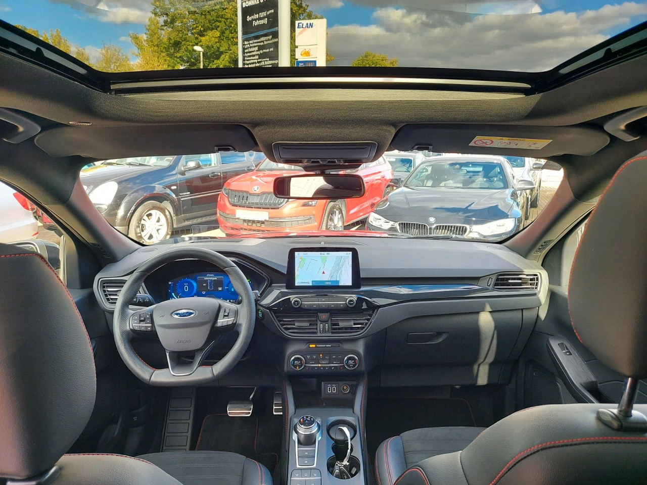 Ford Kuga Plug-In Hybrid ST-Line X ACC Assist 360° - Джип: снимка 2 Ford Kuga Plug-In Hybrid ST-Line X ACC Assist 360° - Джип: снимка 2